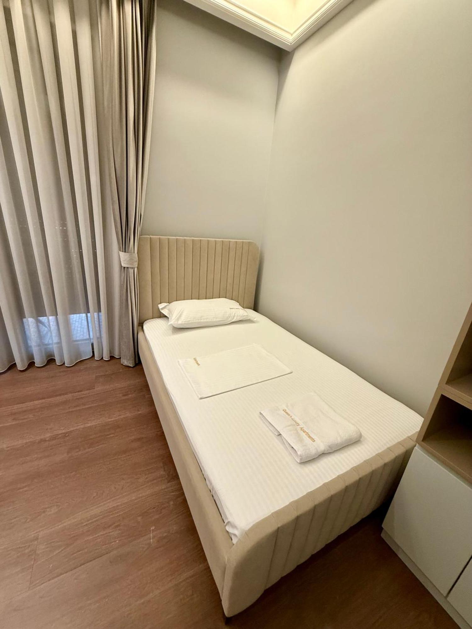 Queen's Luxury Delijorgji Tirana